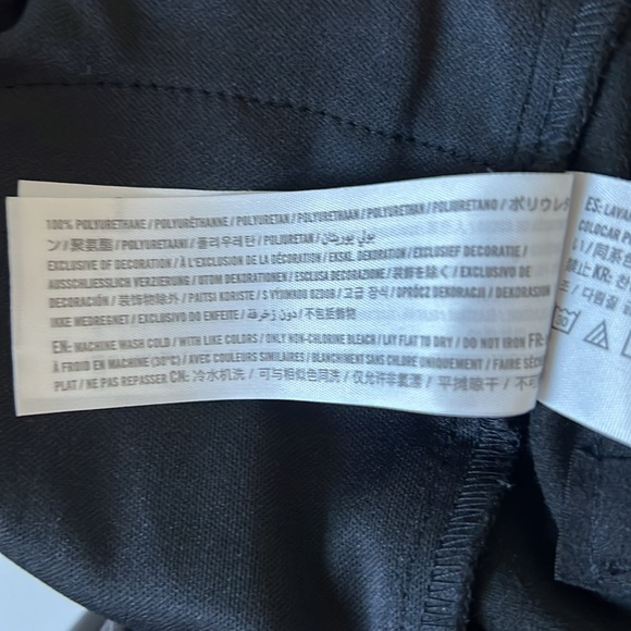 Abercrombie Faux Leather Pants - Size 27 - Picture 6 of 11